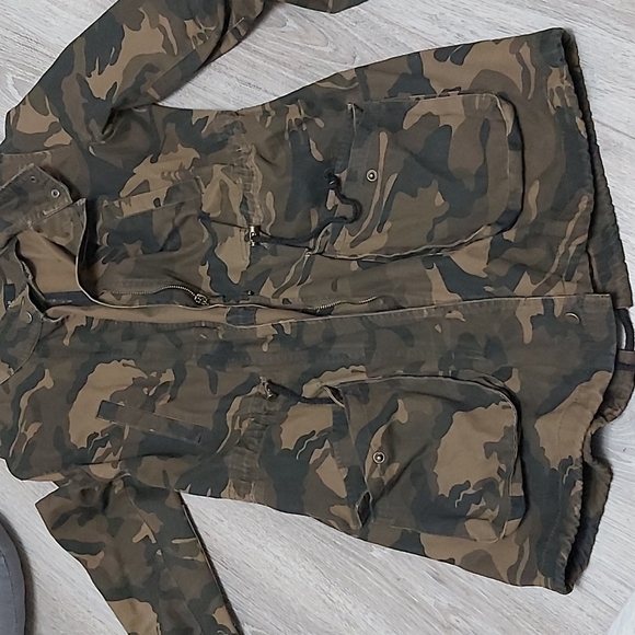 Forever 21 jacket - Picture 4 of 4